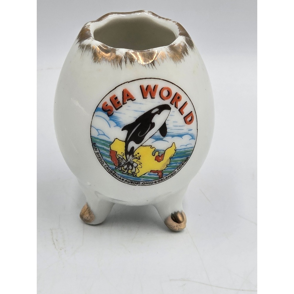 Sea World Miniature Toothpick Holder 1973 Shamu White Gold Vintage Tripod